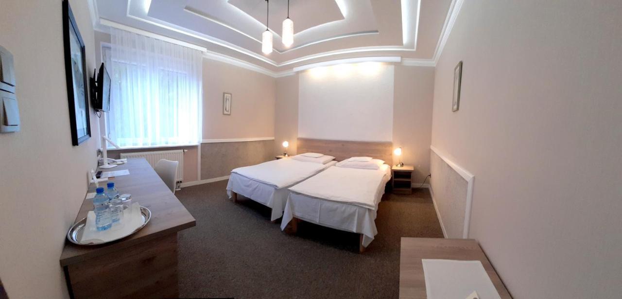 Dom Nad Rzeka Otel Skwierzyna Dış mekan fotoğraf