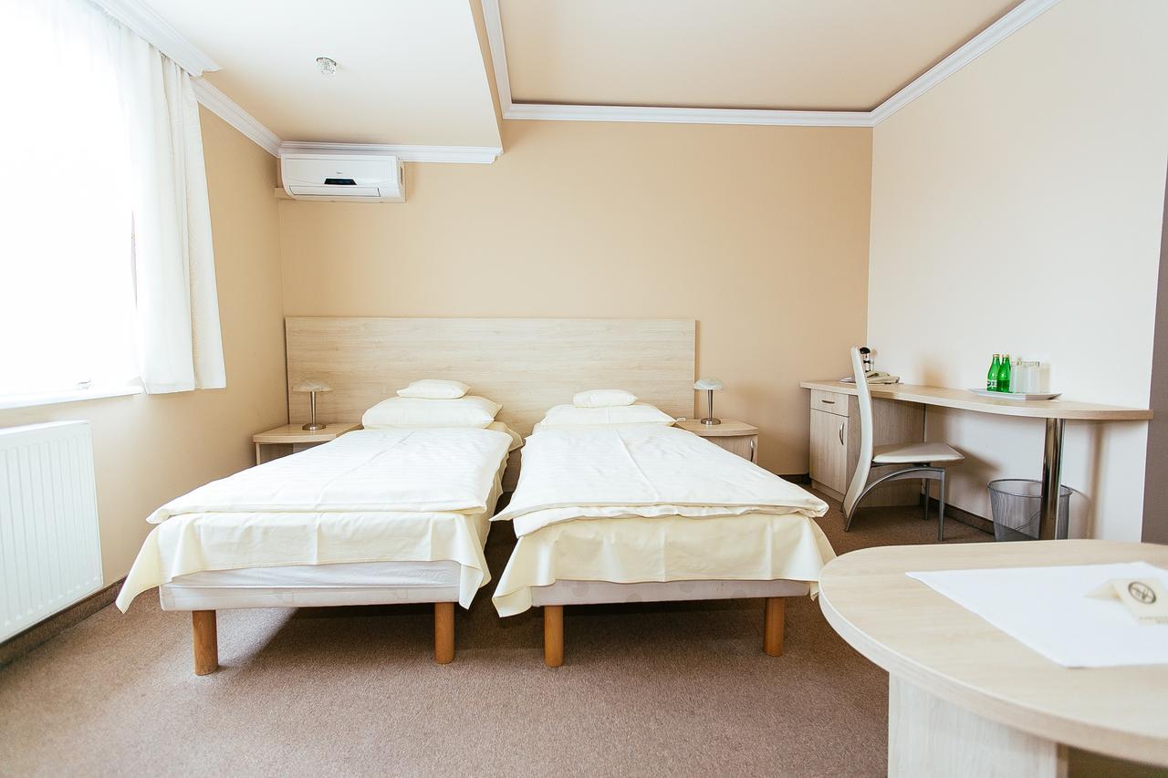 Dom Nad Rzeka Otel Skwierzyna Dış mekan fotoğraf
