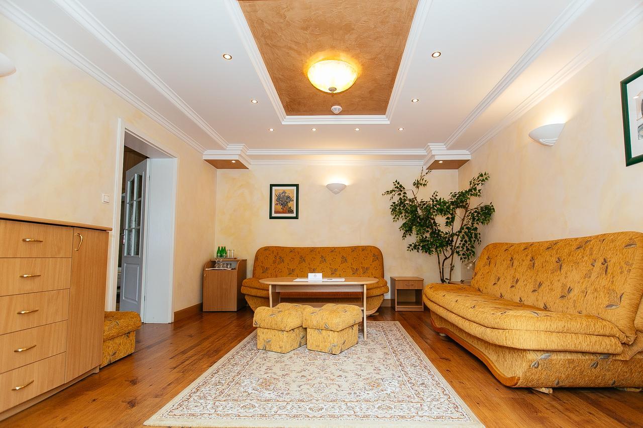 Dom Nad Rzeka Otel Skwierzyna Dış mekan fotoğraf