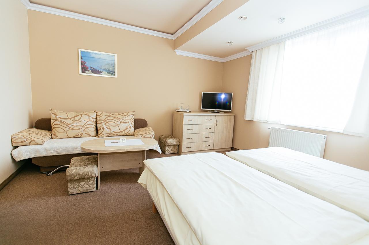 Dom Nad Rzeka Otel Skwierzyna Dış mekan fotoğraf