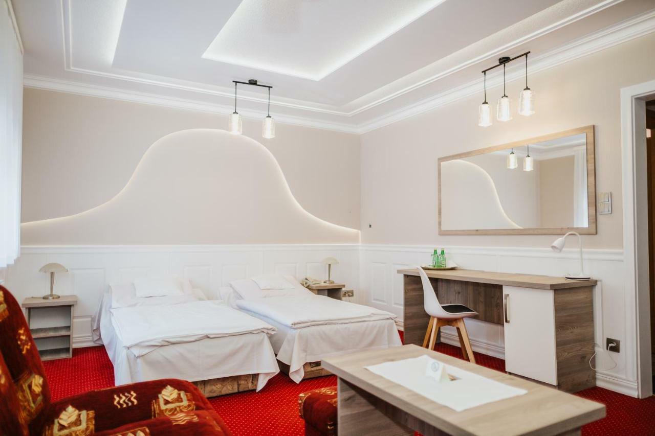 Dom Nad Rzeka Otel Skwierzyna Dış mekan fotoğraf