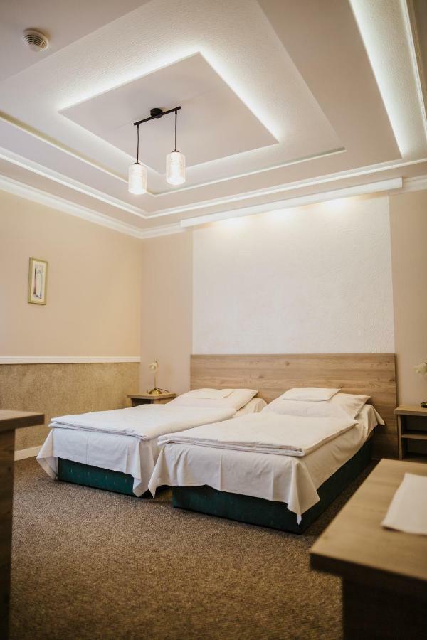 Dom Nad Rzeka Otel Skwierzyna Dış mekan fotoğraf