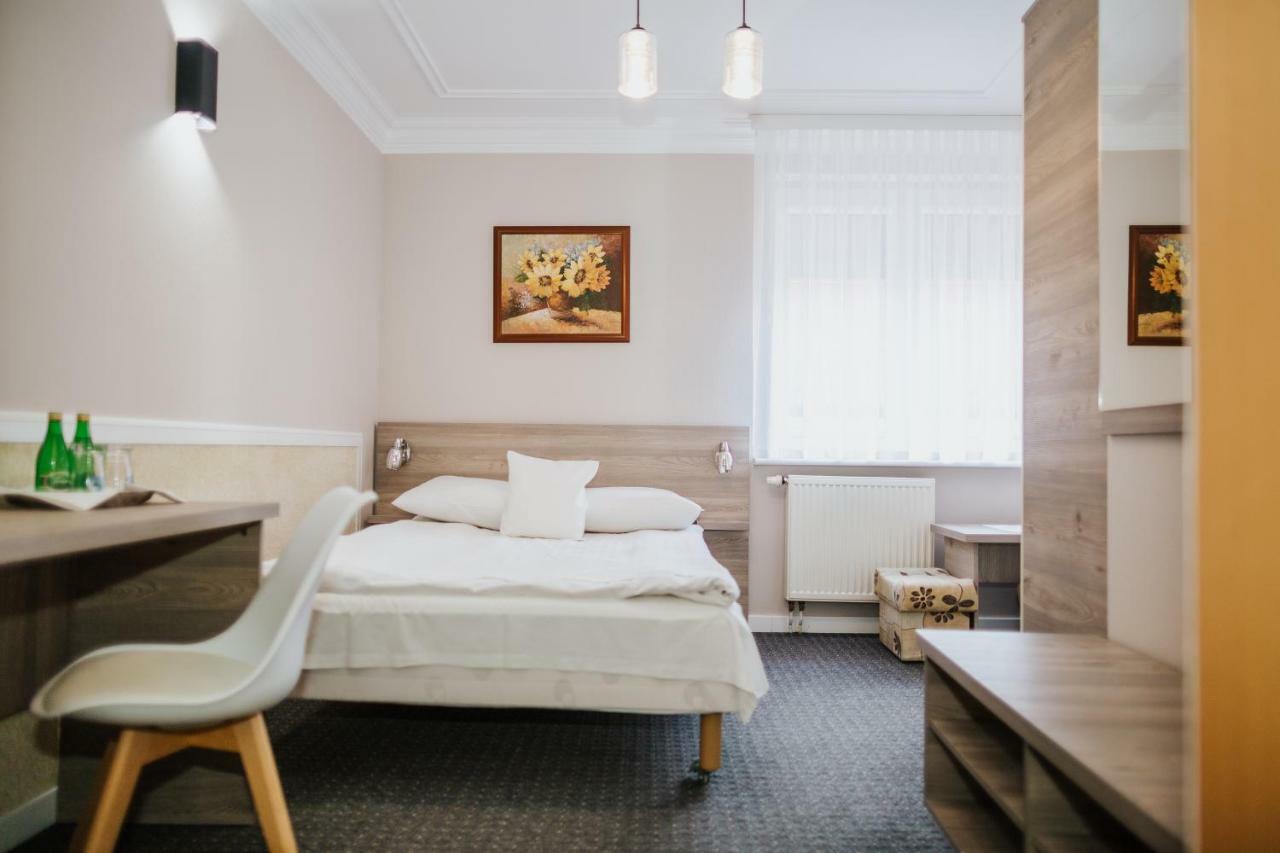 Dom Nad Rzeka Otel Skwierzyna Dış mekan fotoğraf